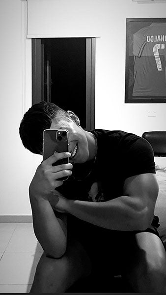 <strong>Javier M</strong>